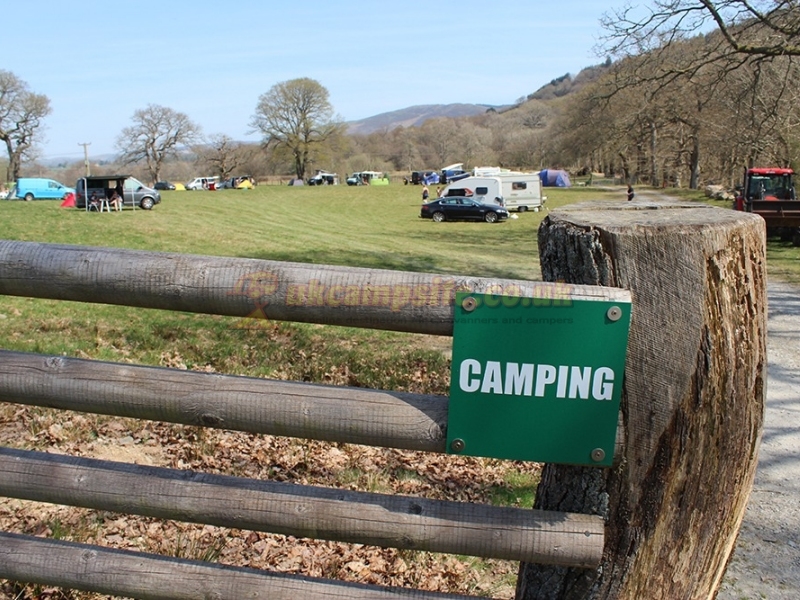 Elan Oaks Caravan And Campsite