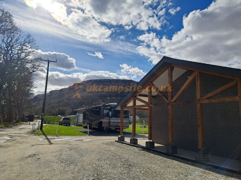 Elan Oaks Caravan And Campsite