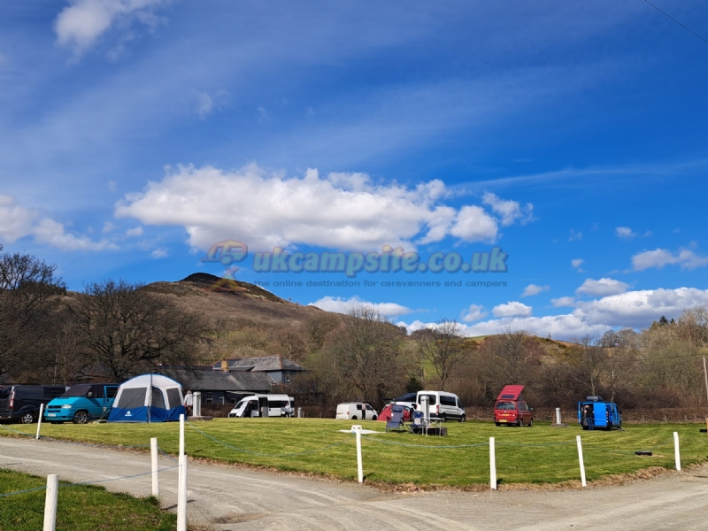Elan Oaks Caravan And Campsite