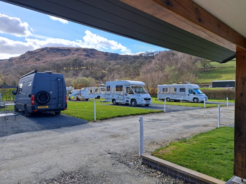 Elan Oaks Caravan And Campsite