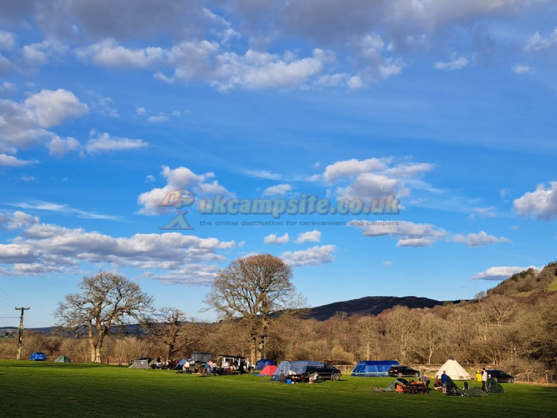 Elan Oaks Caravan And Campsite