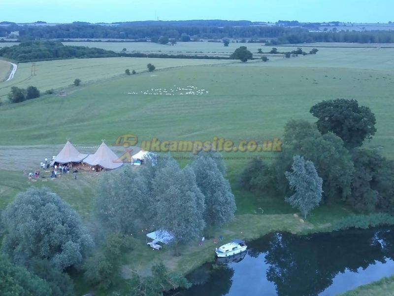 Castle Farm Campsite Fotheringhay