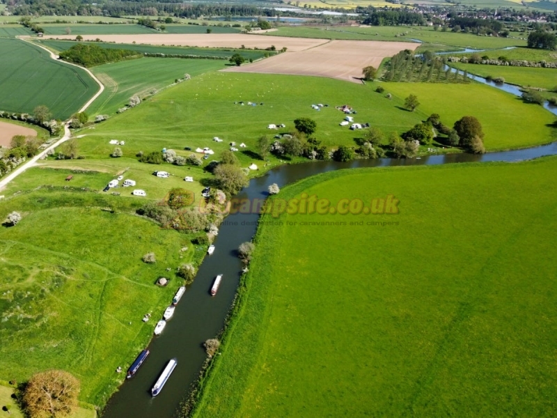Castle Farm Campsite Fotheringhay