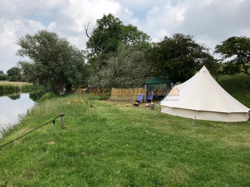 Castle Farm Campsite Fotheringhay