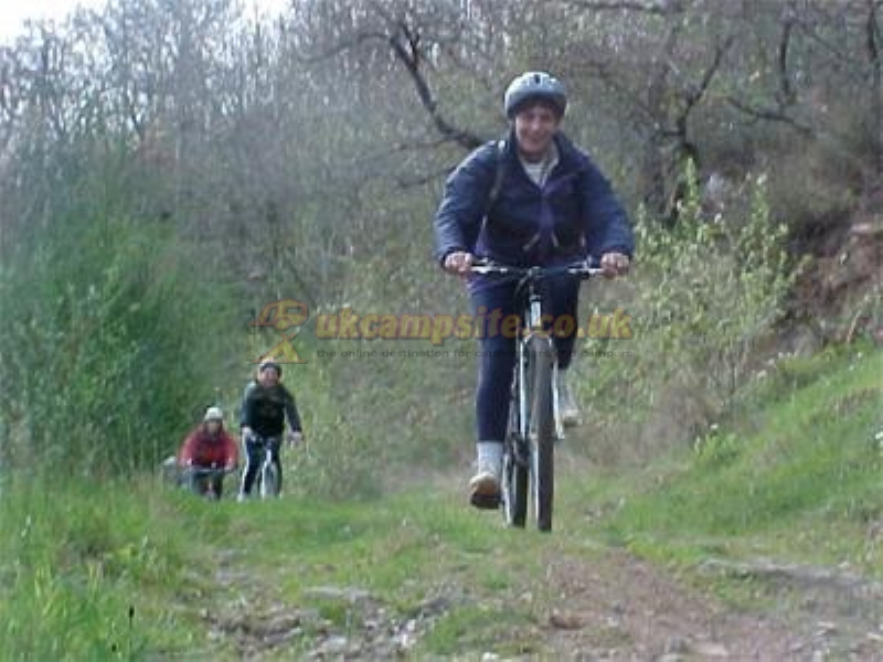 Camping Aux Sources De Lescheret
