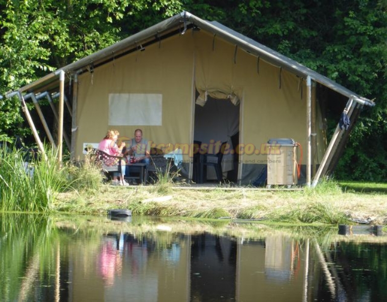 Camping Aux Sources De Lescheret