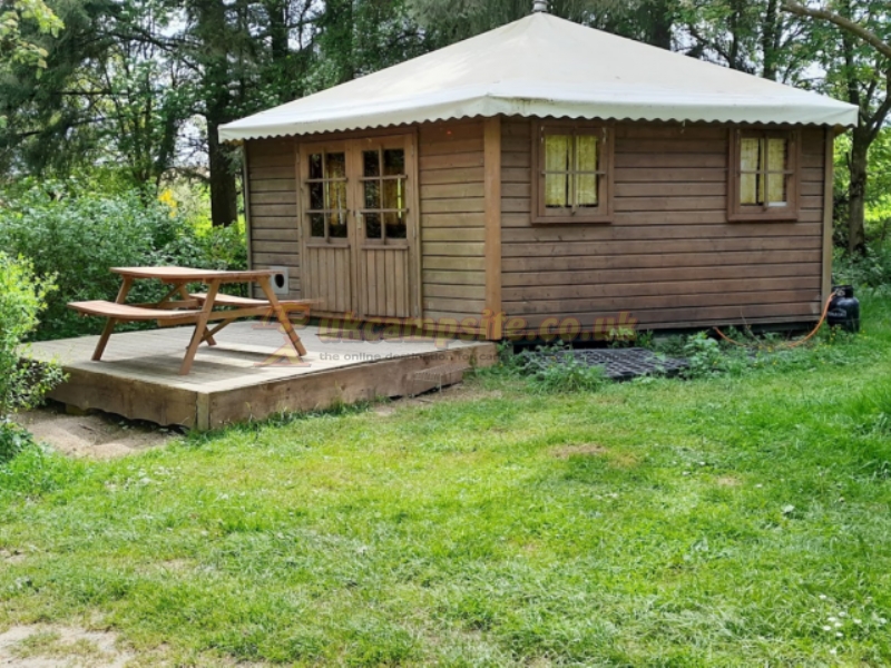 Camping Aux Sources De Lescheret