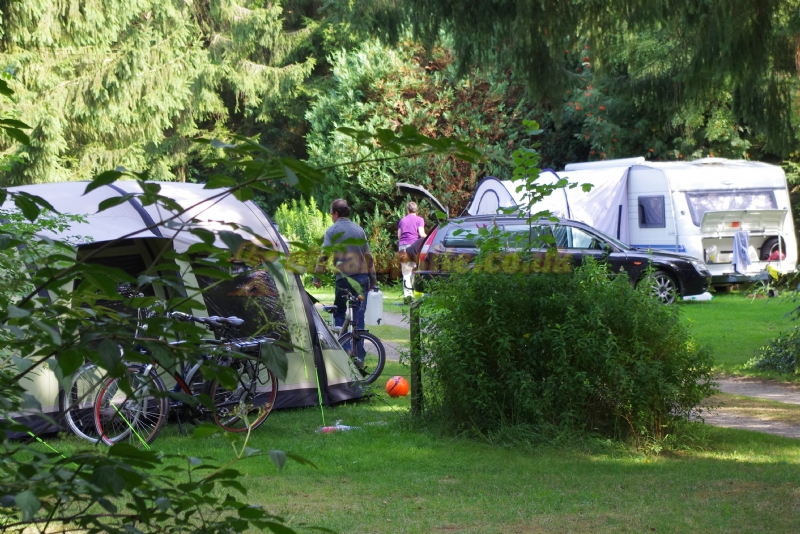 Camping Aux Sources De Lescheret