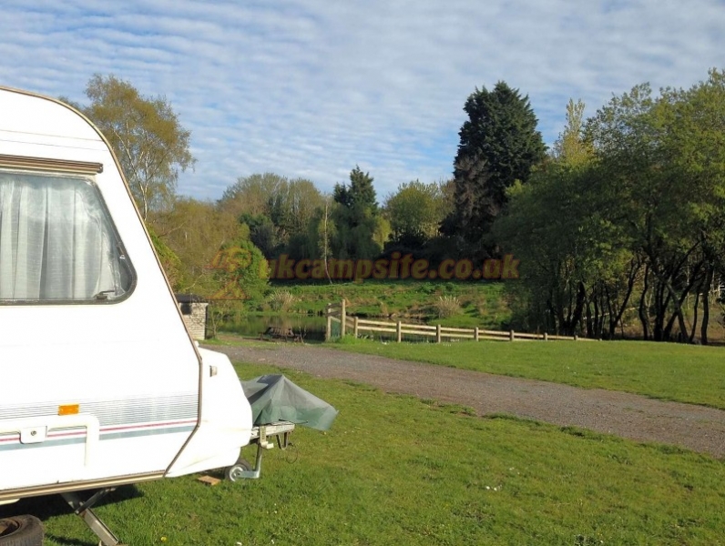 Hunters Lodge Caravan And Camping Site