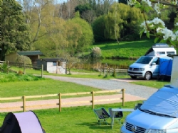 Hunters Lodge Caravan And Camping Site