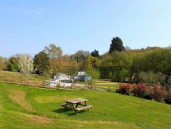 Hunters Lodge Caravan And Camping Site