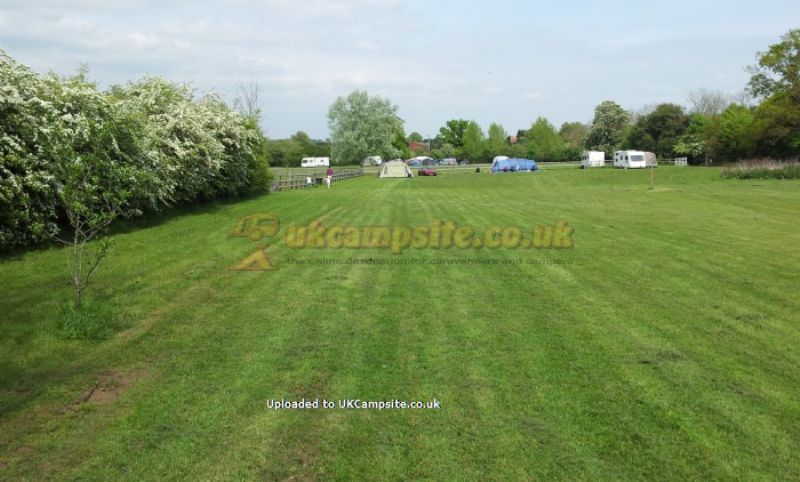 Newland Meadows Camping And Caravan Park