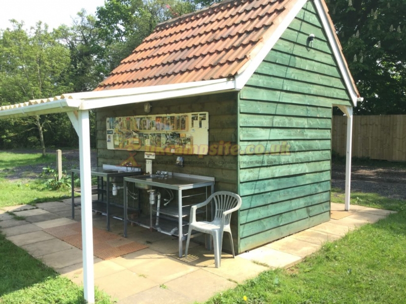 Newland Meadows Camping And Caravan Park