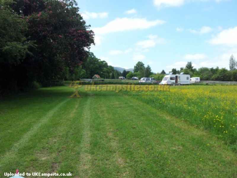 Newland Meadows Camping And Caravan Park