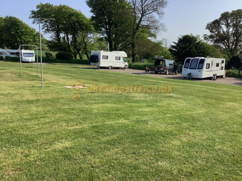Island Lodge Caravan And Camping Site