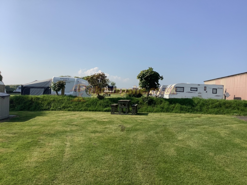 Island Lodge Caravan And Camping Site