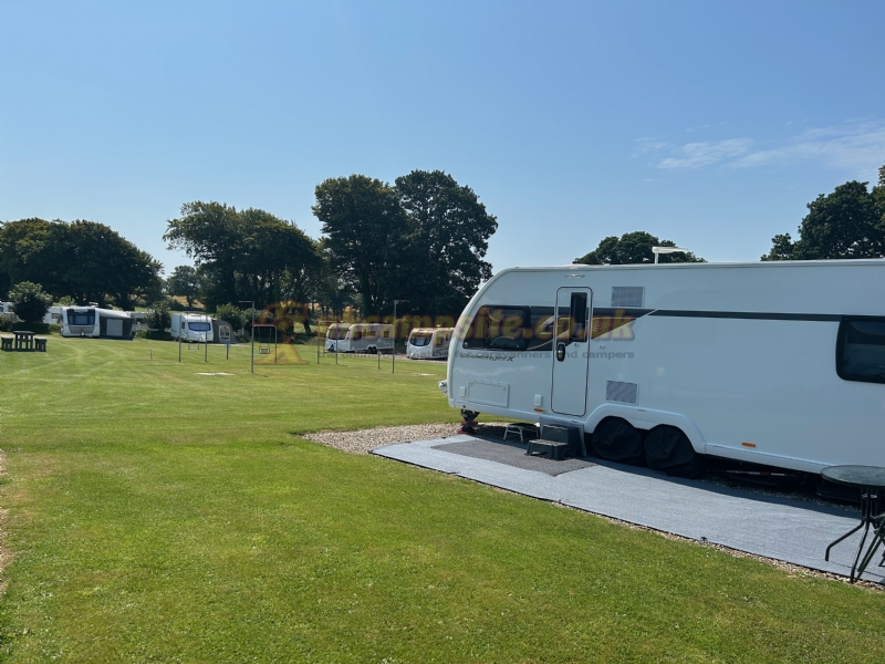 Island Lodge Caravan And Camping Site
