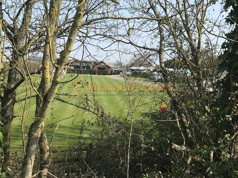 Paultons Campsite And Glamping
