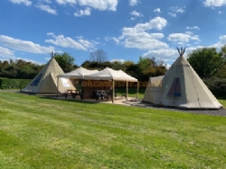 Paultons Campsite And Glamping