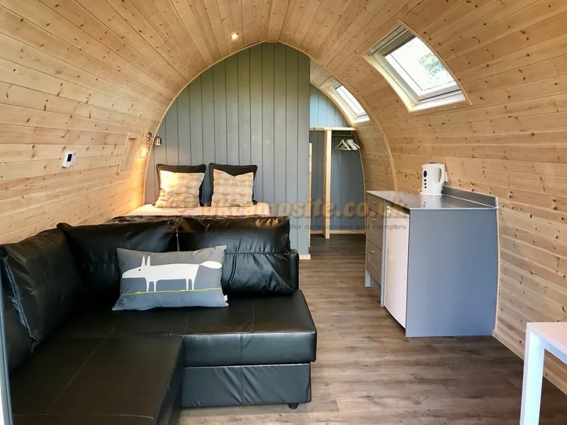 Paultons Campsite And Glamping