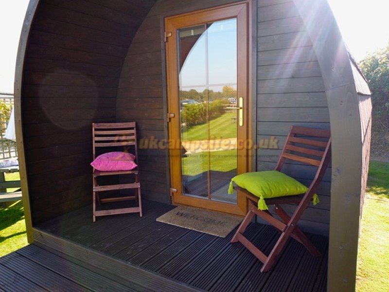 Paultons Campsite And Glamping