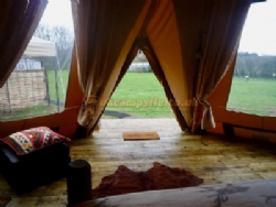 Paultons Campsite And Glamping