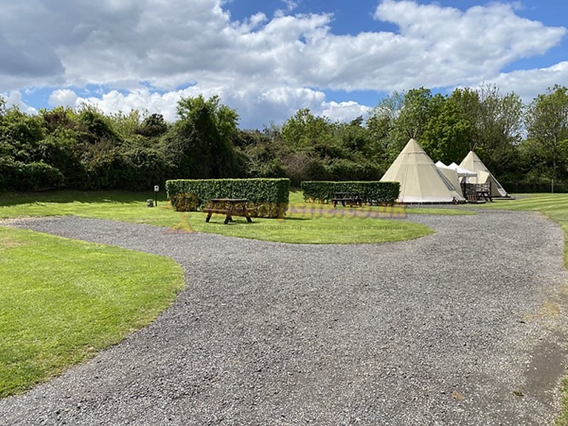 Paultons Campsite And Glamping
