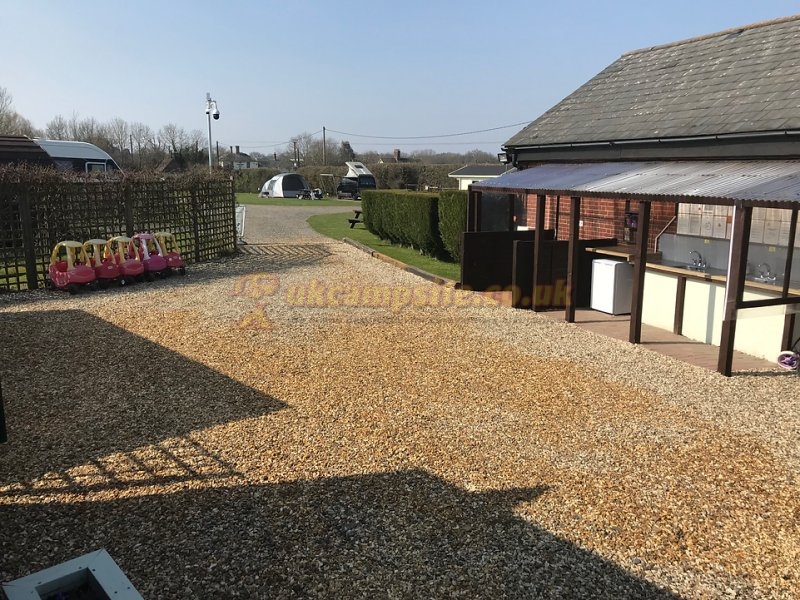 Paultons Campsite And Glamping