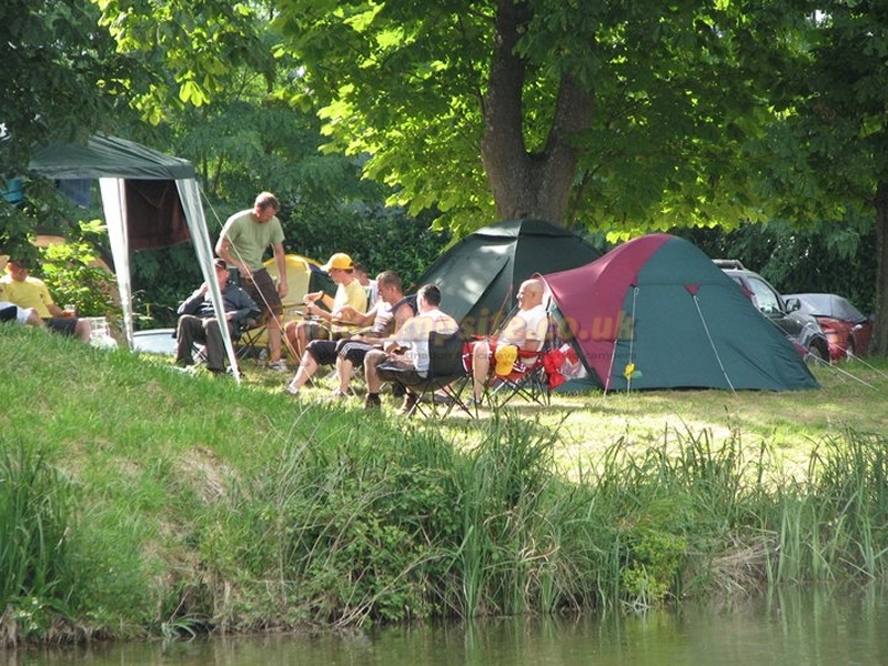 Le Mans Camping @ Bounty Lakes