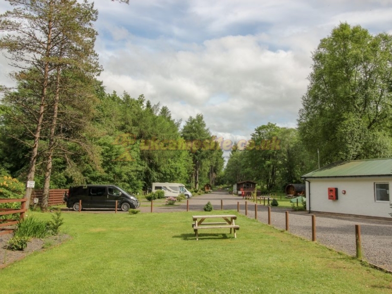 By The Way Hostel And Campsite