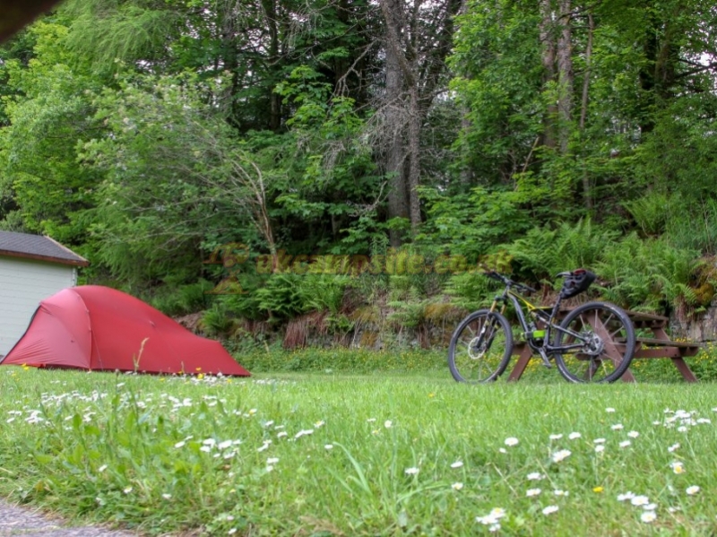 By The Way Hostel And Campsite