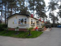 California Chalet And Touring Park