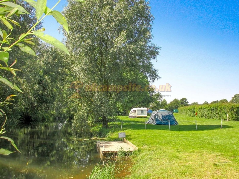 Rushbanks Farm Caravan And Camping Site