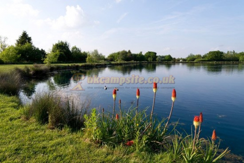 Bosworth Lakeside Lodges And Touring