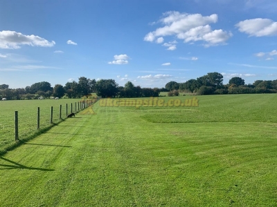Roundoak Farm Camping And Caravan Site