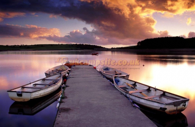 Siblyback Lake Campsite And Country Park