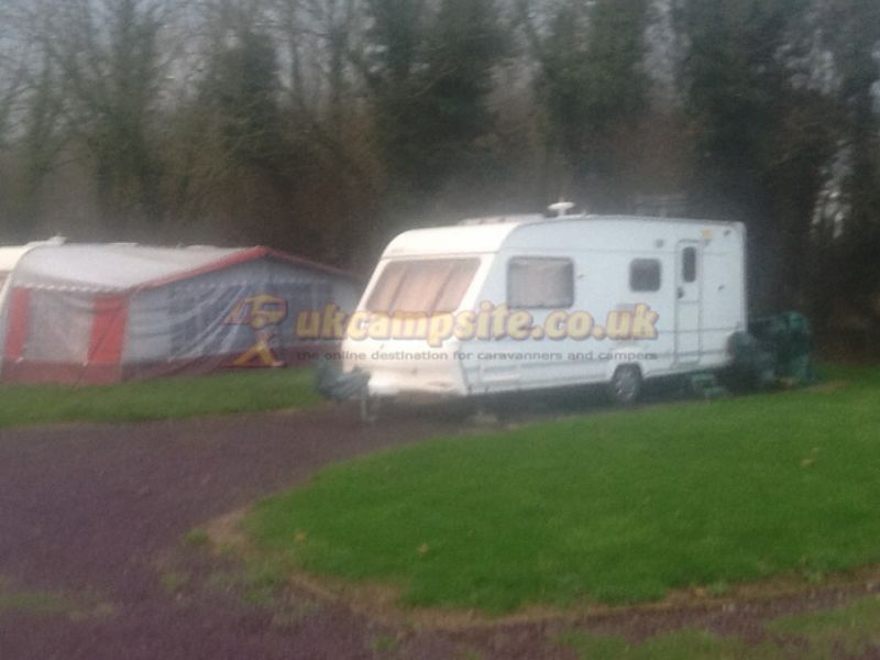 Tarth Y Dwr Touring Park