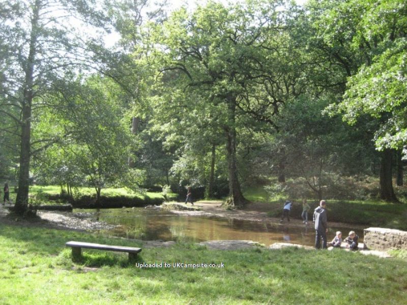 Deanwood Holidays Caravan And Camp Site