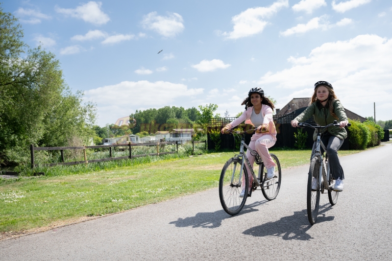 Lee Valley Caravan Park Dobbs Weir