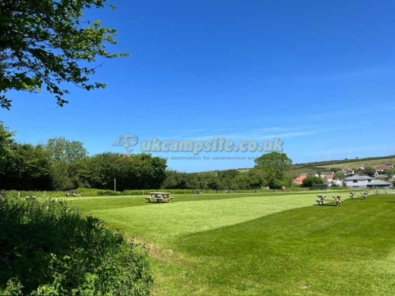 Pipcott Fields Campsite