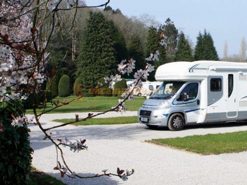 Riverside Caravan Park