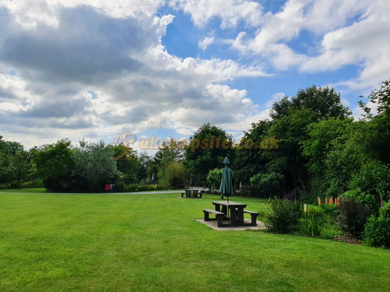 Lane End Camping