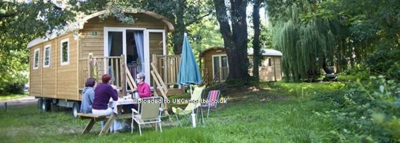 Huttopia Oleron Les Chenes Verts