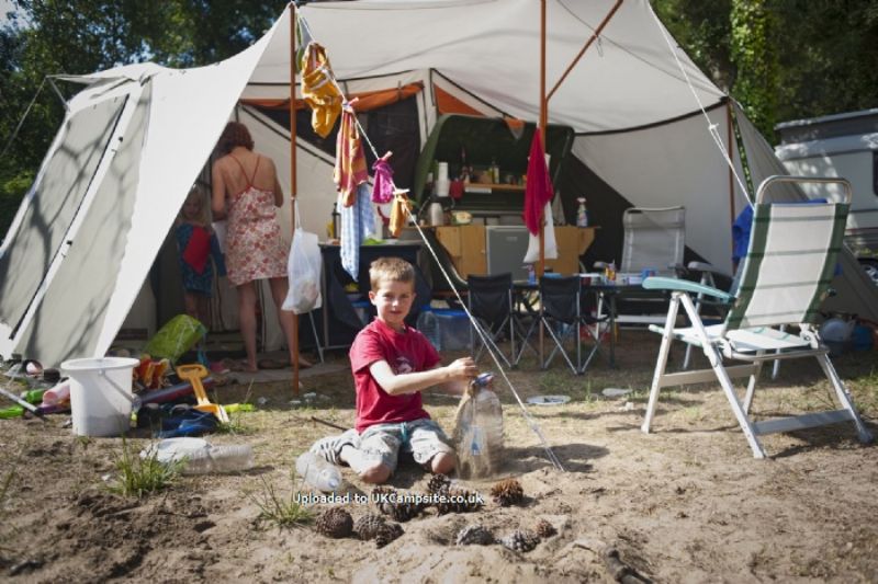 Huttopia Oleron Les Chenes Verts