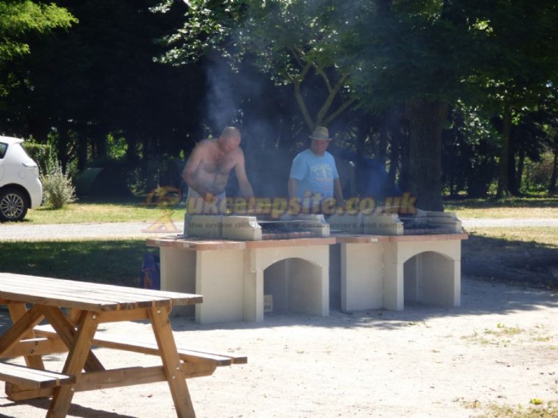 Camping La Porte D Autan