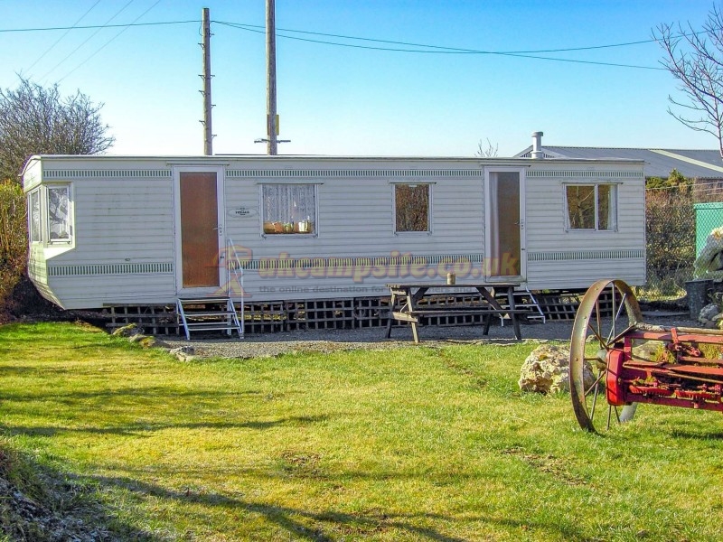 Maengwyn Hir Campsite