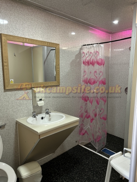 Zeacombe House Caravan Park