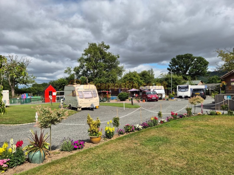 Walnut Cottage Holiday And Caravan Park