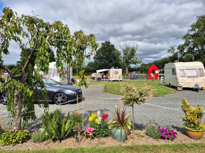Walnut Cottage Holiday And Caravan Park