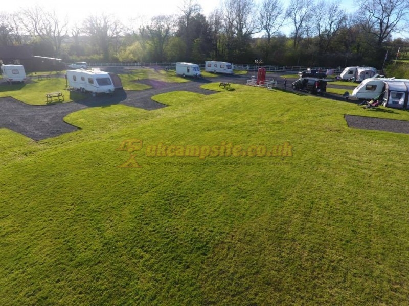 Walnut Cottage Holiday And Caravan Park